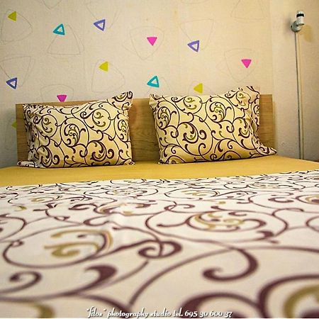 Happy Travellers Apartment เทสซาโลนิกิ ภายนอก รูปภาพ